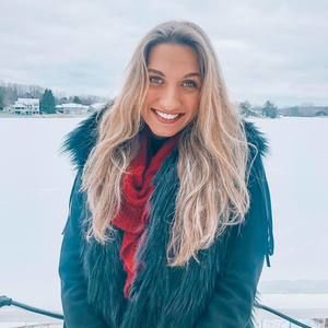 Meet your Posher, Francesca